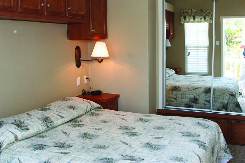 Tropical Palms Resort & Campground Киссимми Экстерьер фото